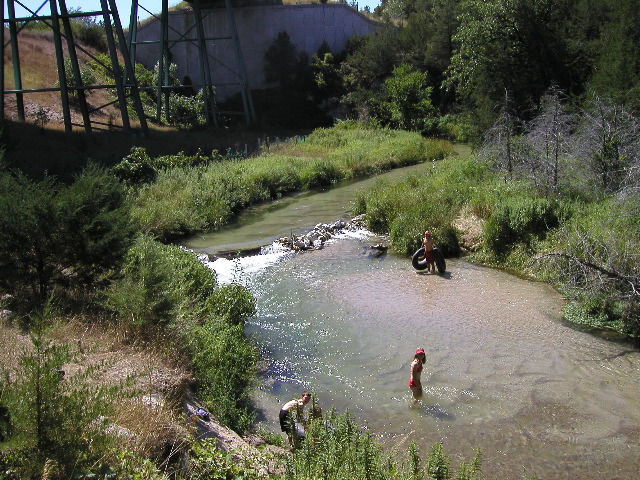 8/14/02 2:15  PM - Welcome to Pine Creek, home of 50 degree water from the fresh water spring.