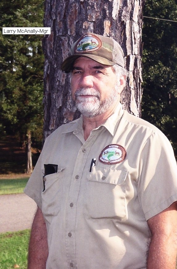 Larry McAnally Mgr