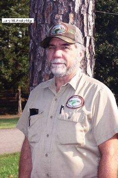 Larry McAnally Mgr
